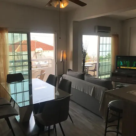 Panoramic Sea View 公寓