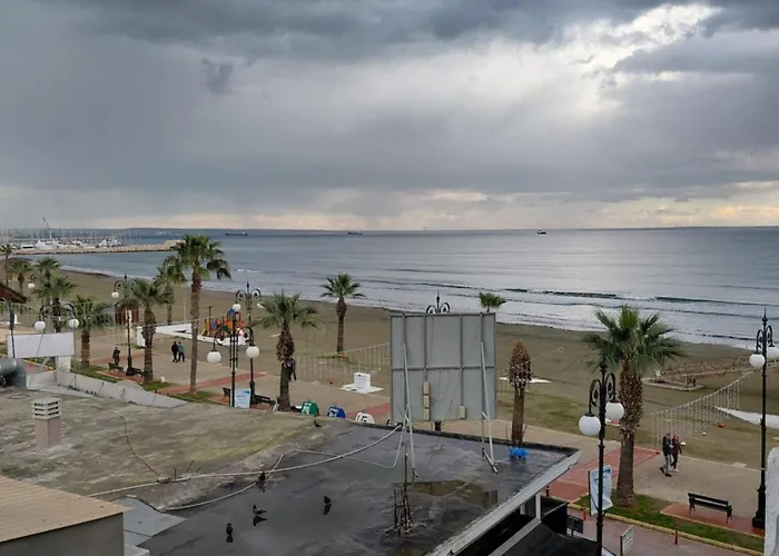 Apartment Panoramic Sea View Larnaca
